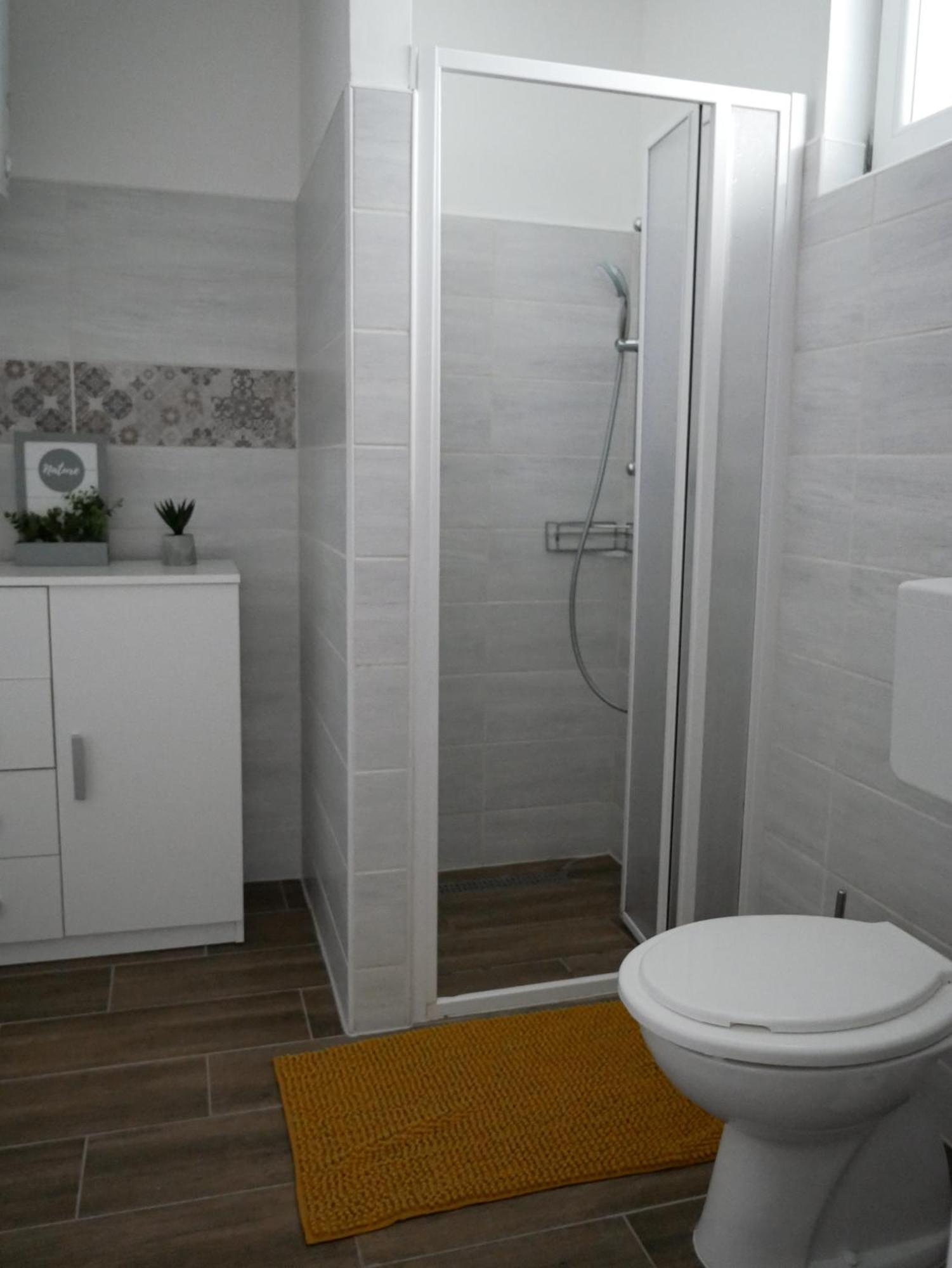 Varfal Apartman 에게르 객실 사진